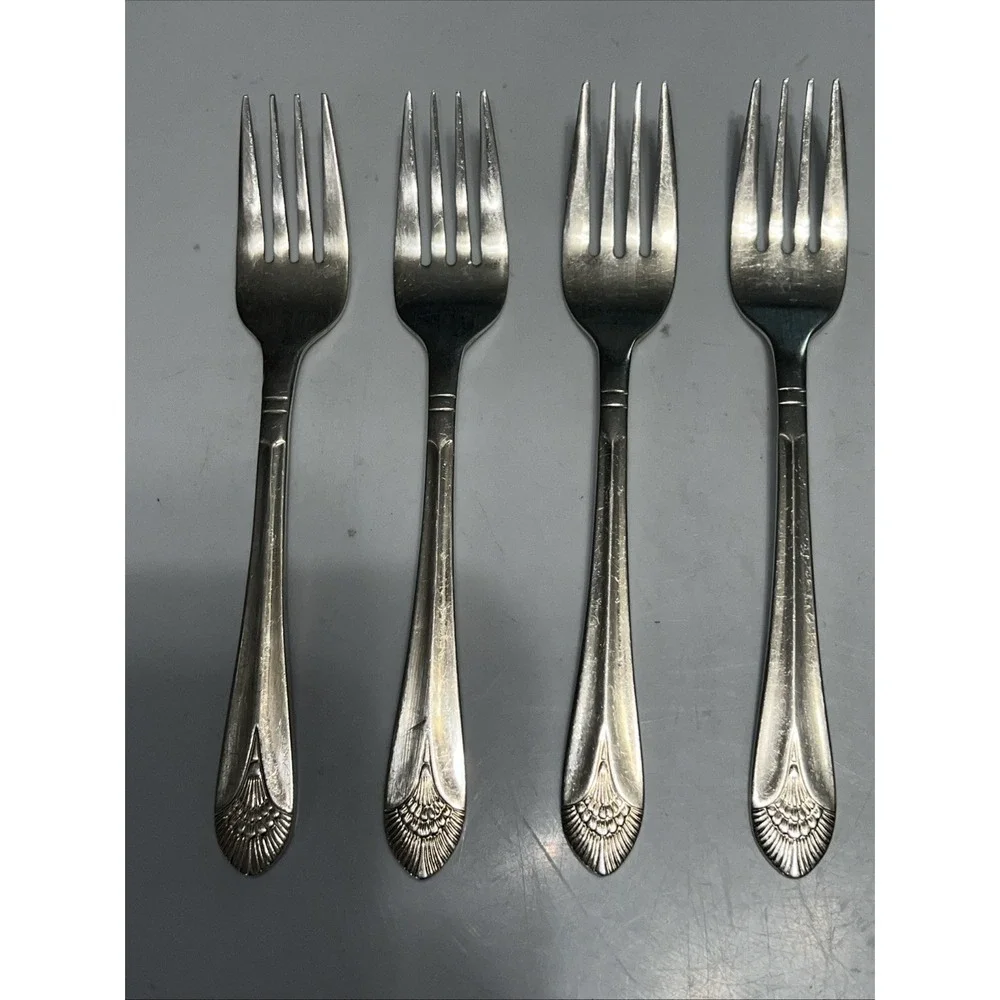 Oneida New York Glossy 18/10 Stainless/Silver Flatware 7